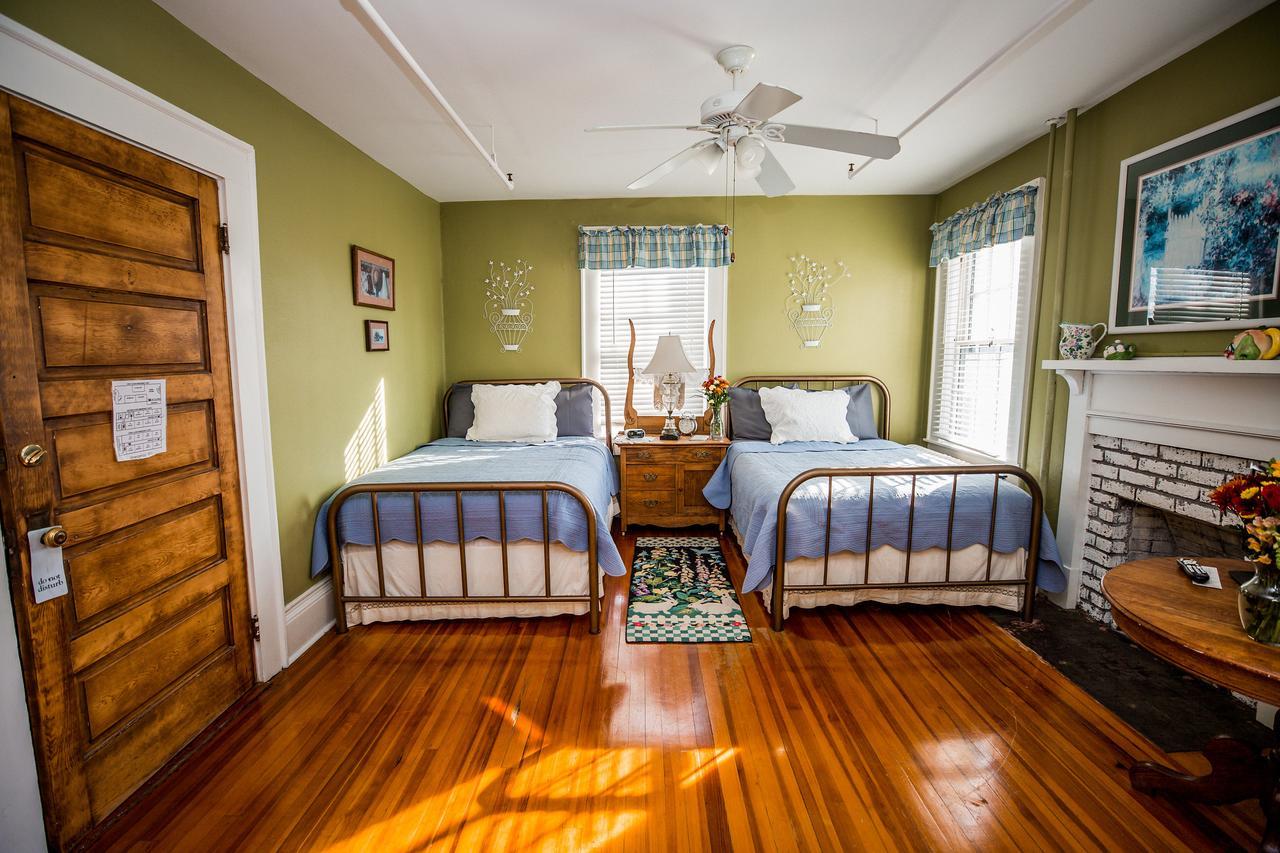 The Henderson Bed & Breakfast Hendersonville Eksteriør bilde